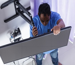 TV Demounting and Mounting